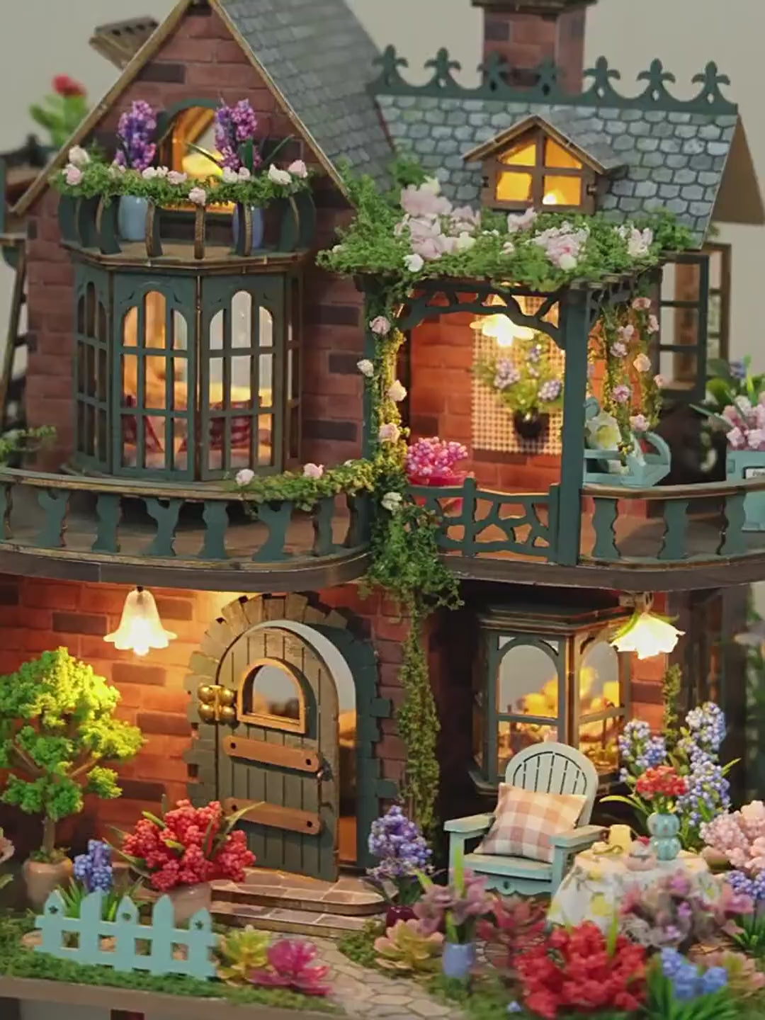 Garden House DIY Miniature Dollhouse Kit, LED Wooden Cottage Model, Floral Mini House Decor, Handmade Craft Gift